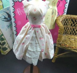 931 1962  BARBIE GARDEN PARTY PINK & WHITE FLORAL SUNDRESS SOLO